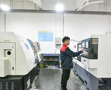 博潤(rùn)模具設(shè)備實(shí)拍